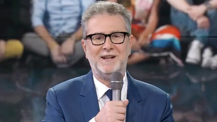 Che Tempo Che Fa: Fazio dice addio alla Rai con un discorso e si commuove preview