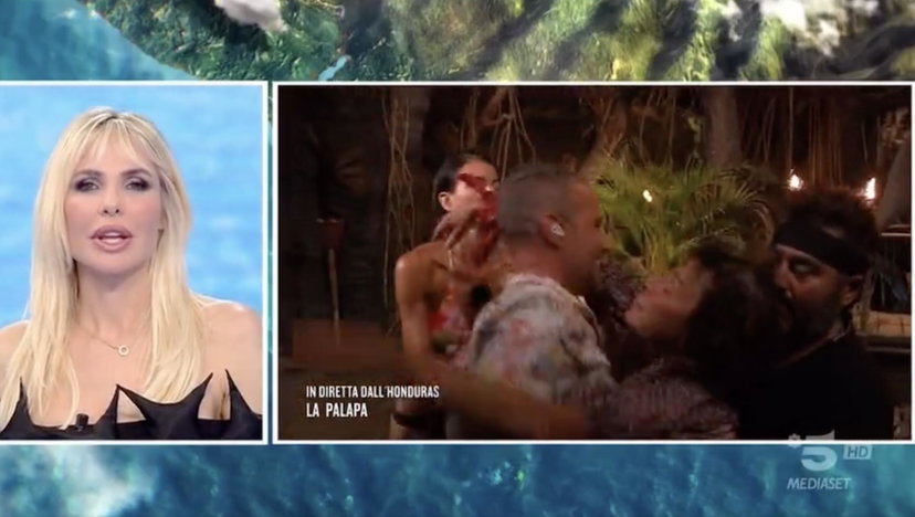 Corinne Clery sviene in diretta a L’Isola dei Famosi preview