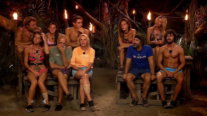 Naufrago choc contro un’altra concorrente: “Telefonate su di lei, pericolosa” preview