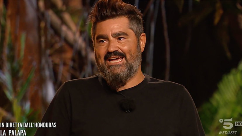 Paolo Noise rompe il silenzio dopo il malore a L’Isola “Terapia intensiva, me la sono vista brutta” preview