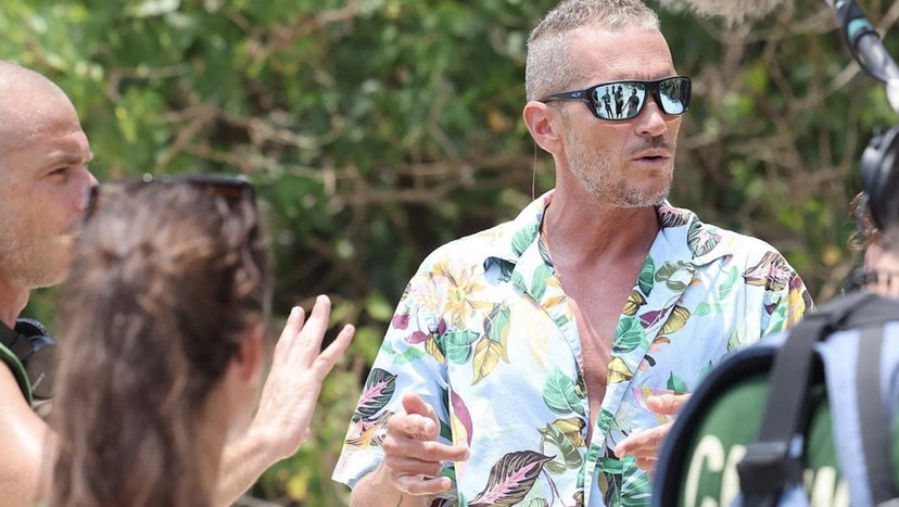 Alvin ai naufraghi: “Berlusconi è mancato, vi seguiva, era affezionato a L’Isola dei Famosi” preview