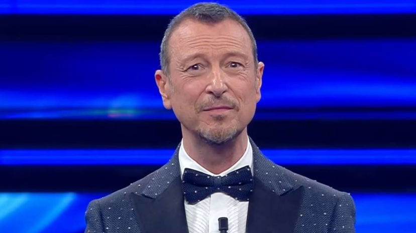 Amadeus, canzone scartata da Sanremo ha avuto un enorme successo preview