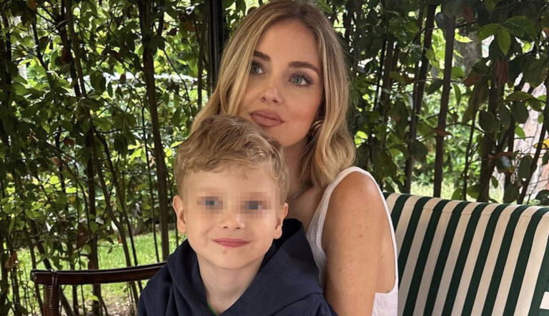 Leone Lucia Ferragni conosce per la prima volta una famiglia omogenitoriale: la reazione Leone Lucia Ferragni conosce per la prima volta una famiglia omogenitoriale: la reazione