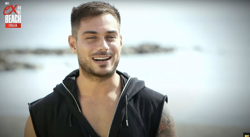 Simone Amato di Ex On The Beach: “Sono arrivato a pesare 140 kg” preview