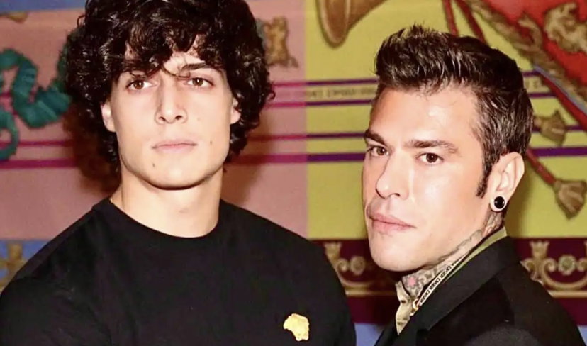 Cartello “dillo alla mamma dillo all’avvocato” al concerto, la reazione di Fedez preview