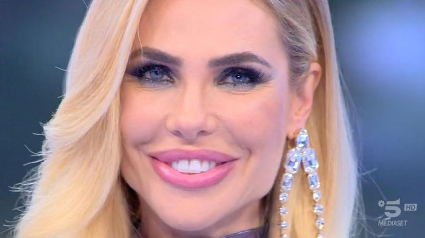 Ilary Blasi perde la conduzione de L’Isola dei Famosi e ottiene quella di Battiti Live preview
