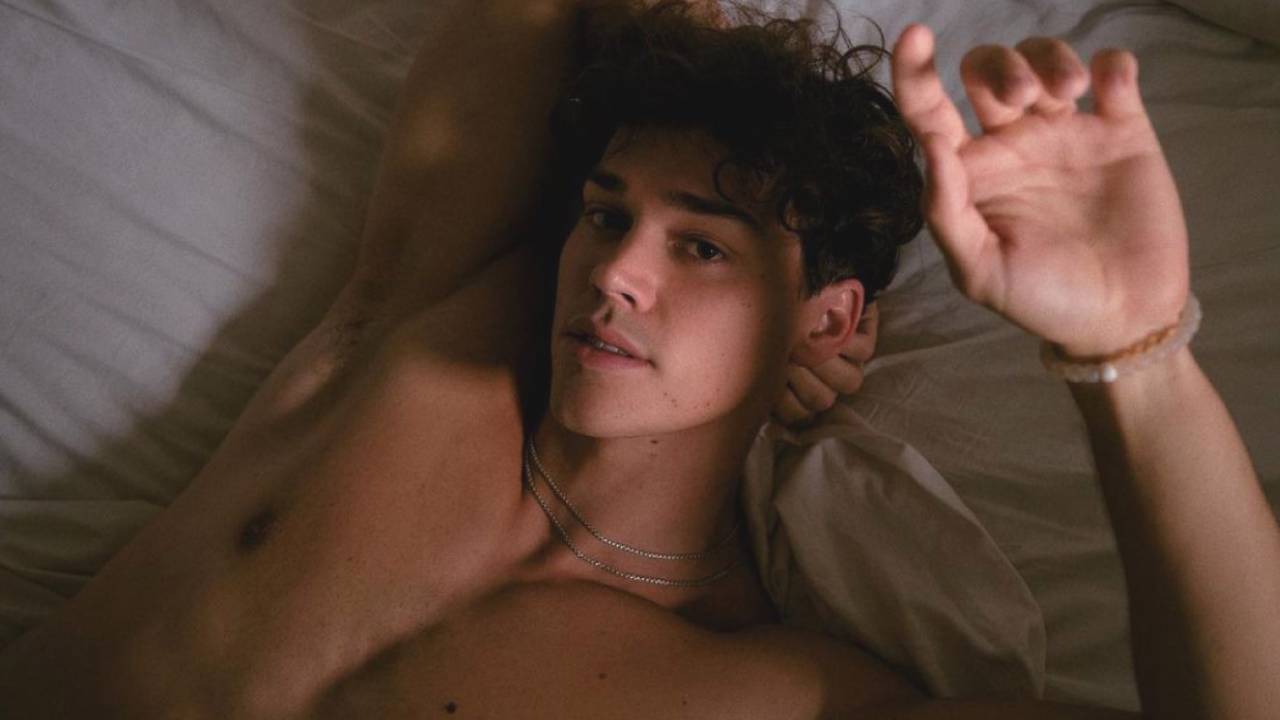 Noah Beck coming out