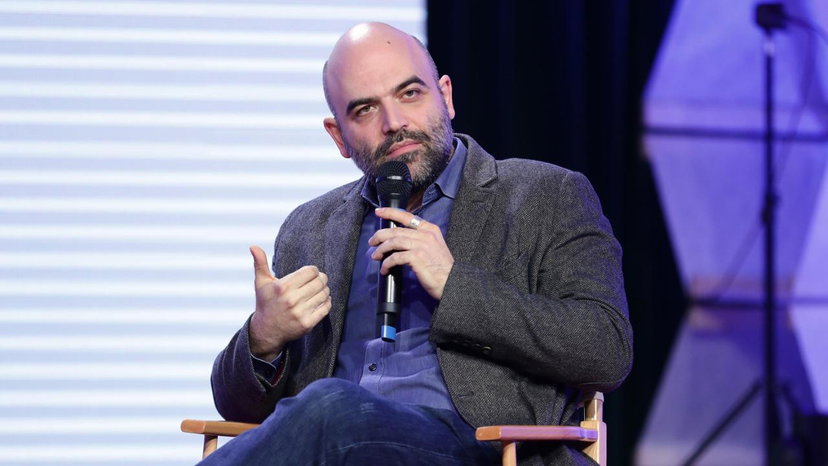 Saviano, la Rai gli chiude il programma. Colpa di un tweet contro Salvini? preview