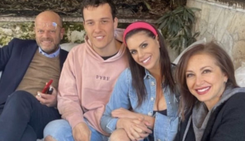 I genitori di Antonella Fiordelisi svelano retroscena sulla rottura con Edoardo Donnamaria preview