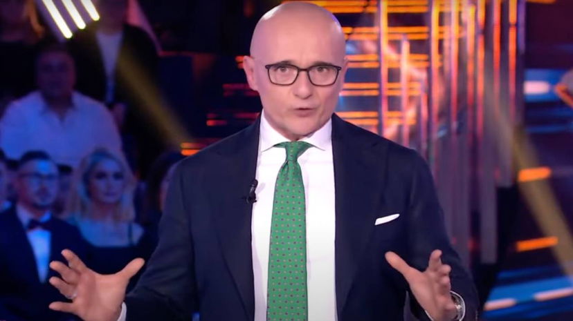 Colpaccio di Alfonso Signorini: un vip fortissimo verso il Grande Fratello preview