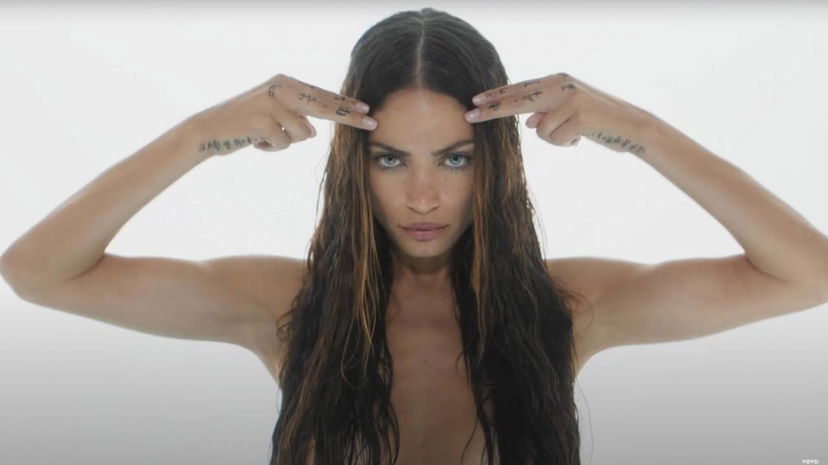 Fari Spenti, Elodie fa centro con il nuovo singolo preview