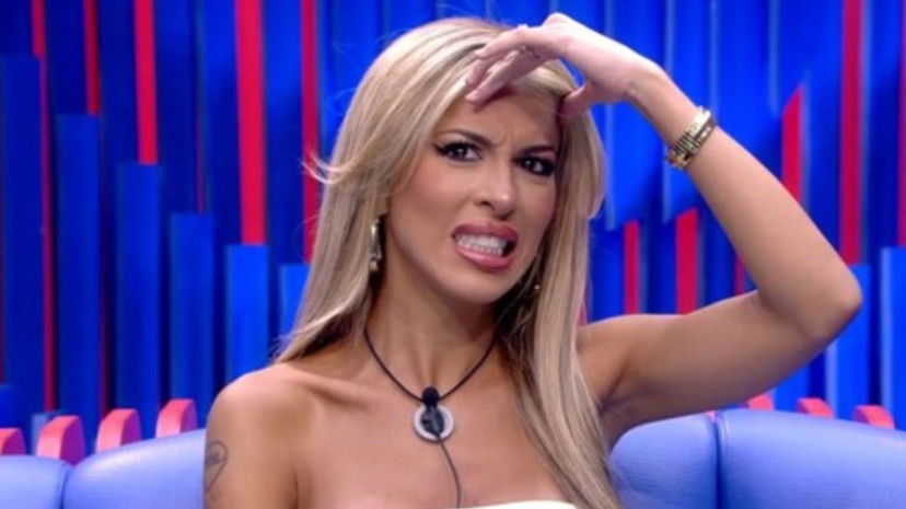 Oriana Marzoli ha abbandonato il GF Vip spagnolo: annuncio e reazione dei gieffini preview