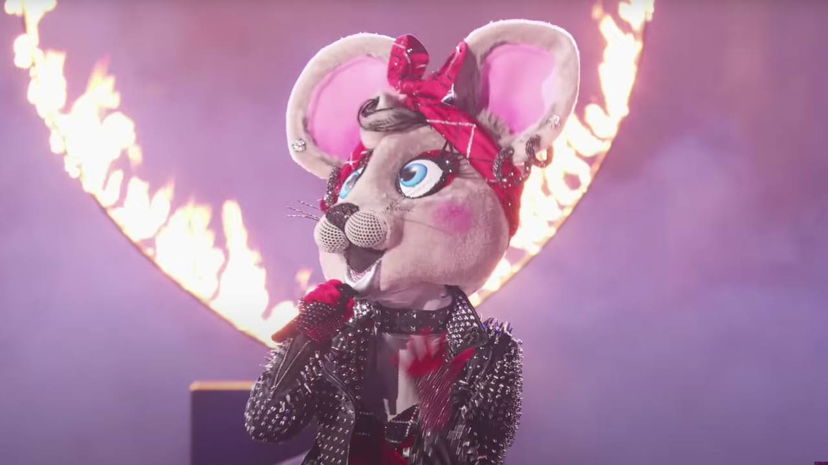 Topolina a Il Cantante Mascherato USA: c’è una famosissima popstar sotto la maschera preview