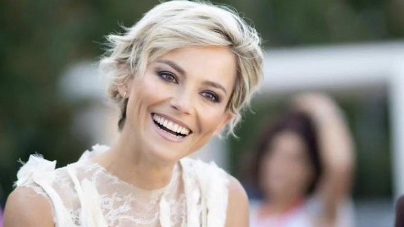 Francesca Fialdini torna a parlare dei suoi capelli corti preview