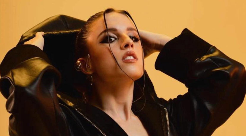 Angelina Mango prima di Amici: “Facevo la babysitter perché mollai gli studi” preview