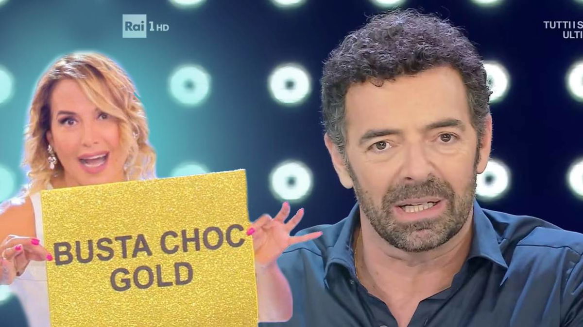 Apparizione choc gold di Barbara d’Urso a La Vita In Diretta article-post