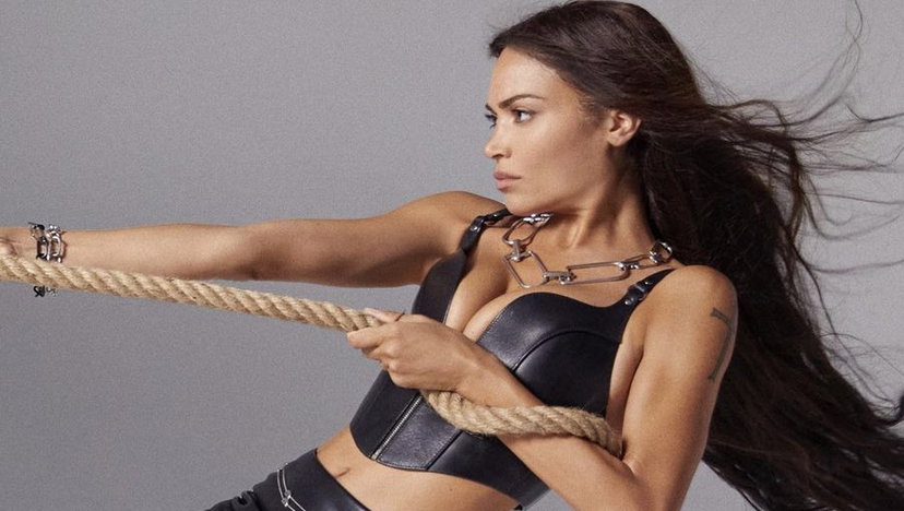 Elodie, psicologo l’attacca: “Se arrivi a mostrarti così sei alla fine” preview