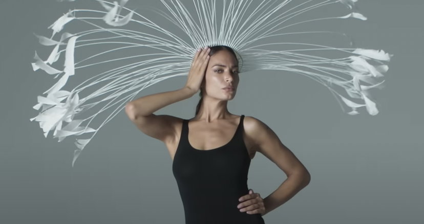 Fan di Elodie: qual è la canzone più apprezzata (e quella meno) di Red Light preview