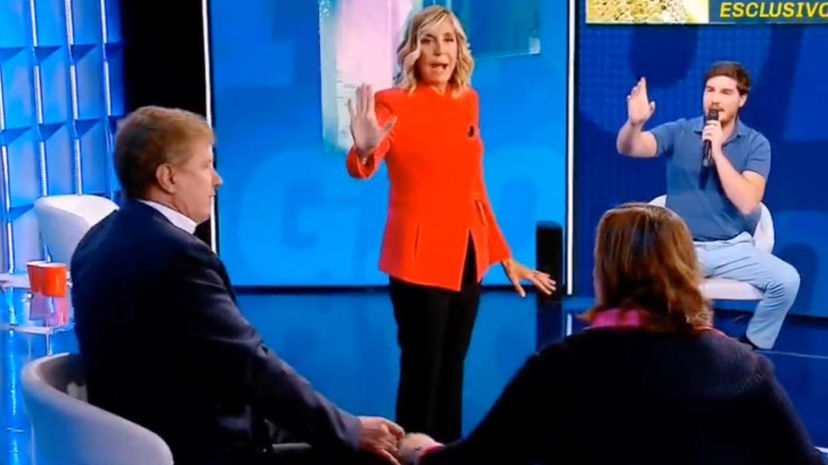 Minacce di morte a Pomeriggio 5, Rigau sbotta: “Ti ammazzo” preview