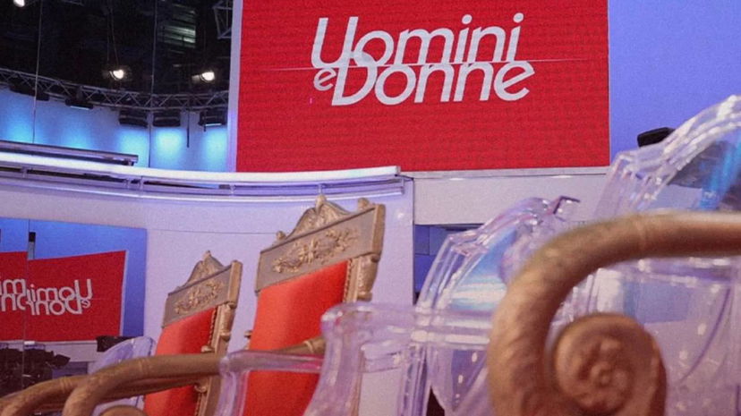 Uomini e Donne, anticipazioni: eliminazione choc, ritorno di un famoso cavaliere preview