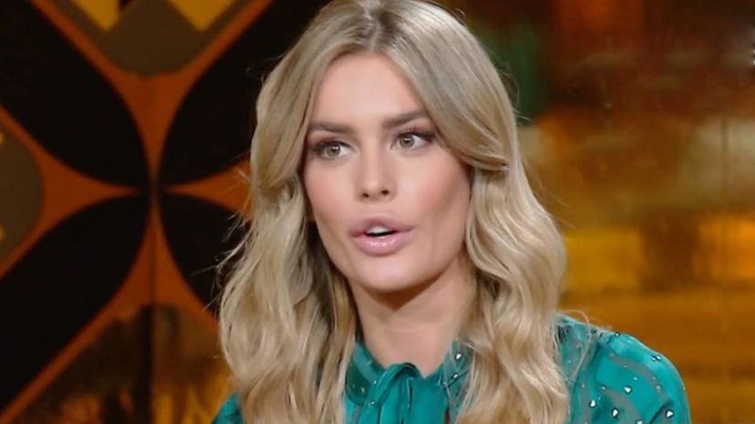 Le corna di Sophie Codegoni a Il Mercante in Fiera: “Raccontano di me” preview