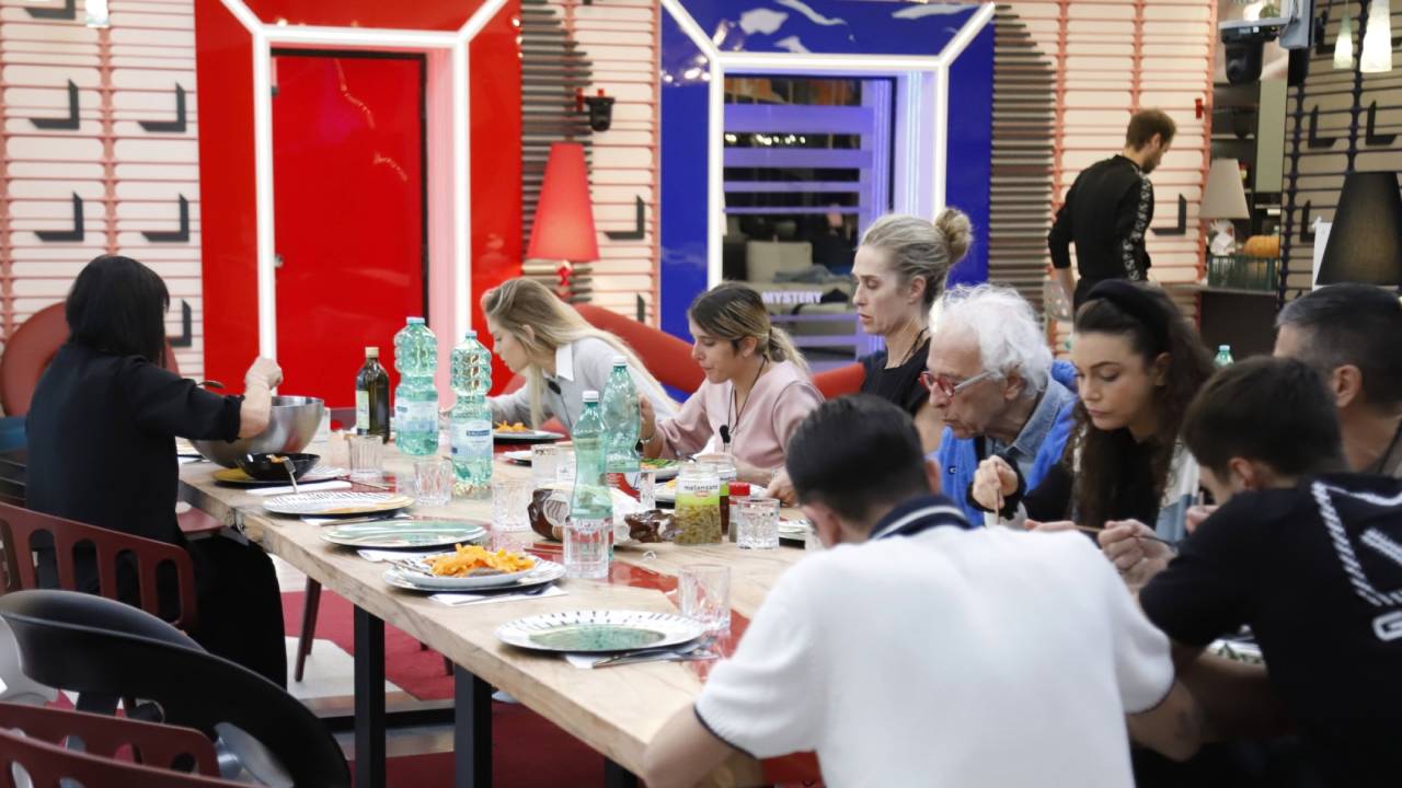 Sciopero della fame per i gieffini