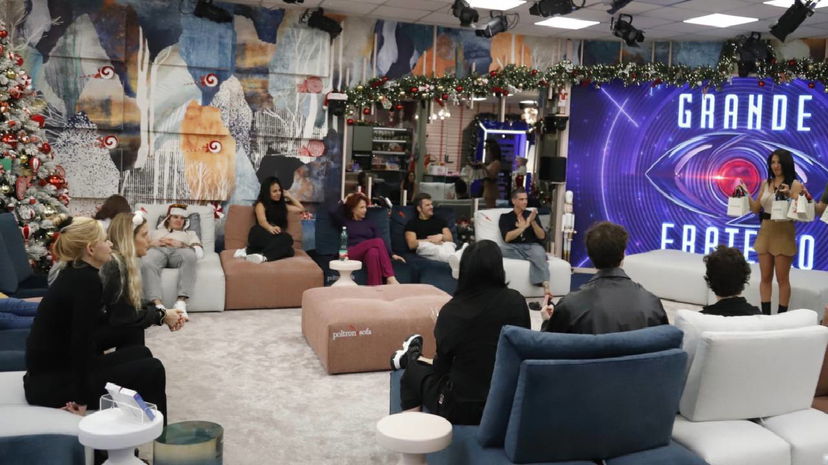 Censure e parole in codice al Grande Fratello: scoppia il caso preview