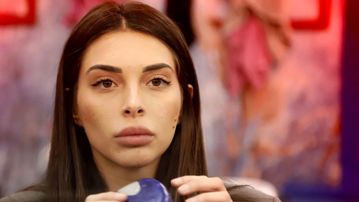 Confidenza molto privata di Greta: “Cose molto grosse. Non mi vergogno!” article-post