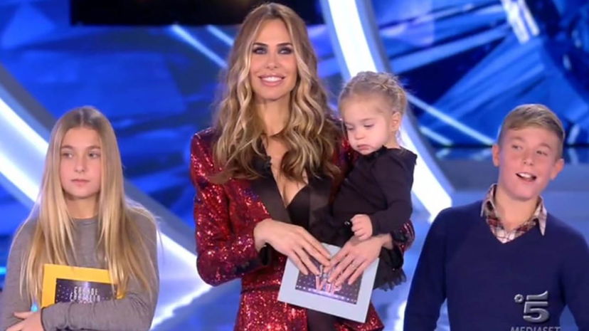 Cristian, Chanel e Isabel: come hanno reagito i figli di Ilary al documentario preview