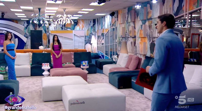 Perla o Greta? Mirko messo con le spalle al muro fa la sua scelta preview