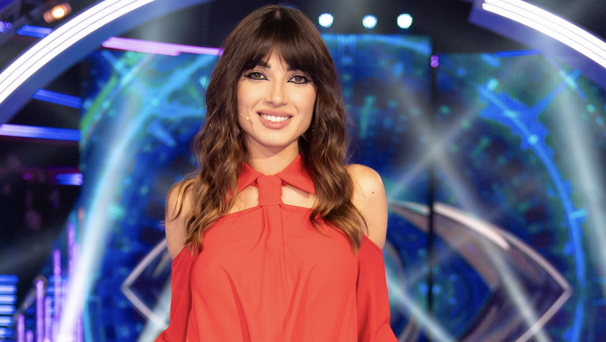 Rebecca Staffelli punge Sara Ricci: “Atteggiamenti da diva altezzosa, anche meno” article-post