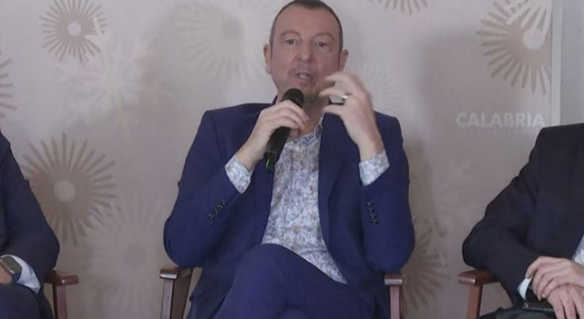 Amadeus commenta la rottura con il manager Lucio Presta preview