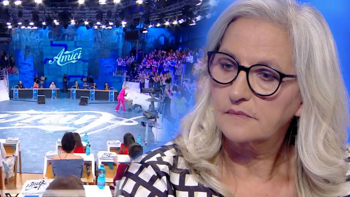 Ex prof di Amici contro la madre omofoba di C’è Posta: “Ignorante finiscila” article-post