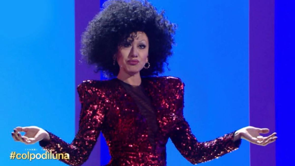Paula Gilberto Do Mar torna in tv: lo splendido regalo di Virginia Raffaele article-post