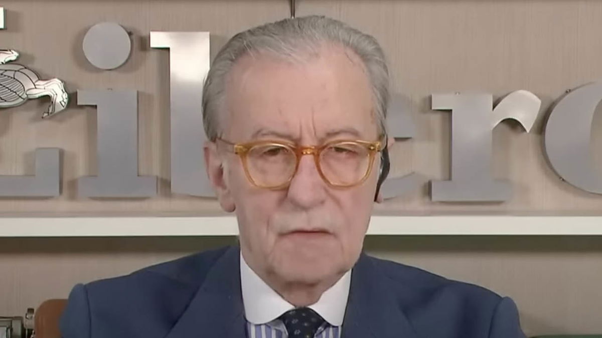 Vittorio Feltri dice la sua su Selvaggia Lucarelli: “È solita farlo” article-post