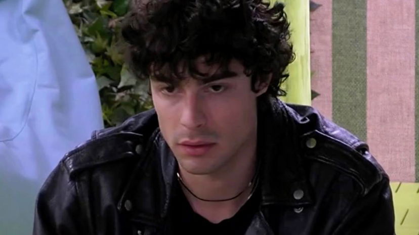 Vittorio Menozzi sbotta contro un altro gieffino: “Follia! Razza di …” preview