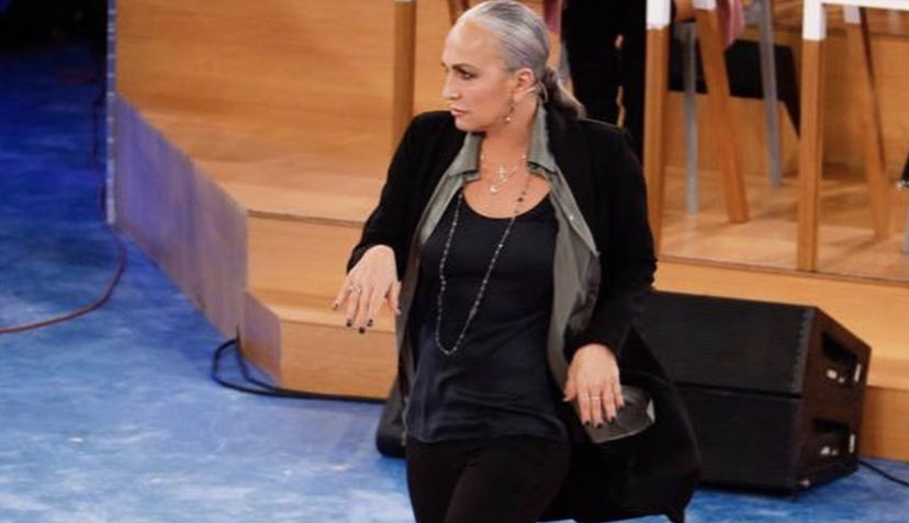 Signora del pubblico urla contro la Celentano, Maria interviene: le anticipazioni da Amici preview