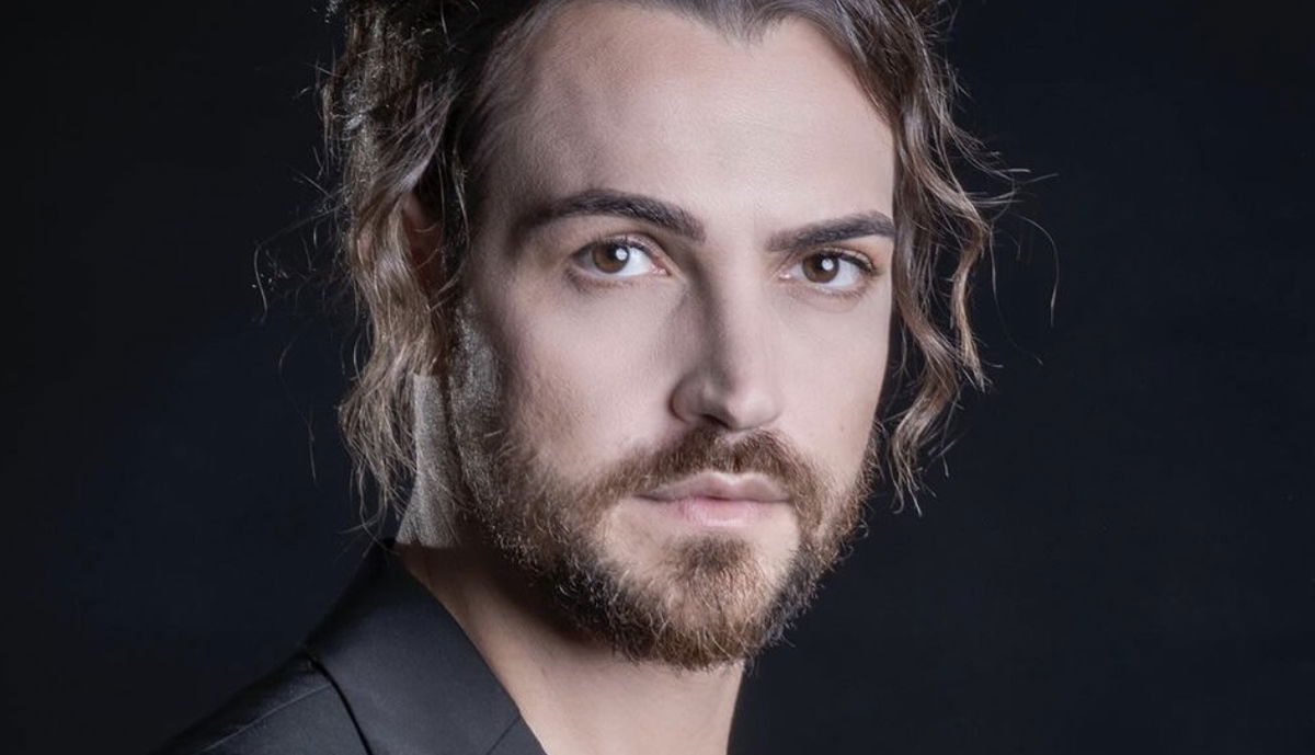 Valerio Scanu parla del marito ed è freddo su Alessandra Amoroso: “Persi di vista” article-post