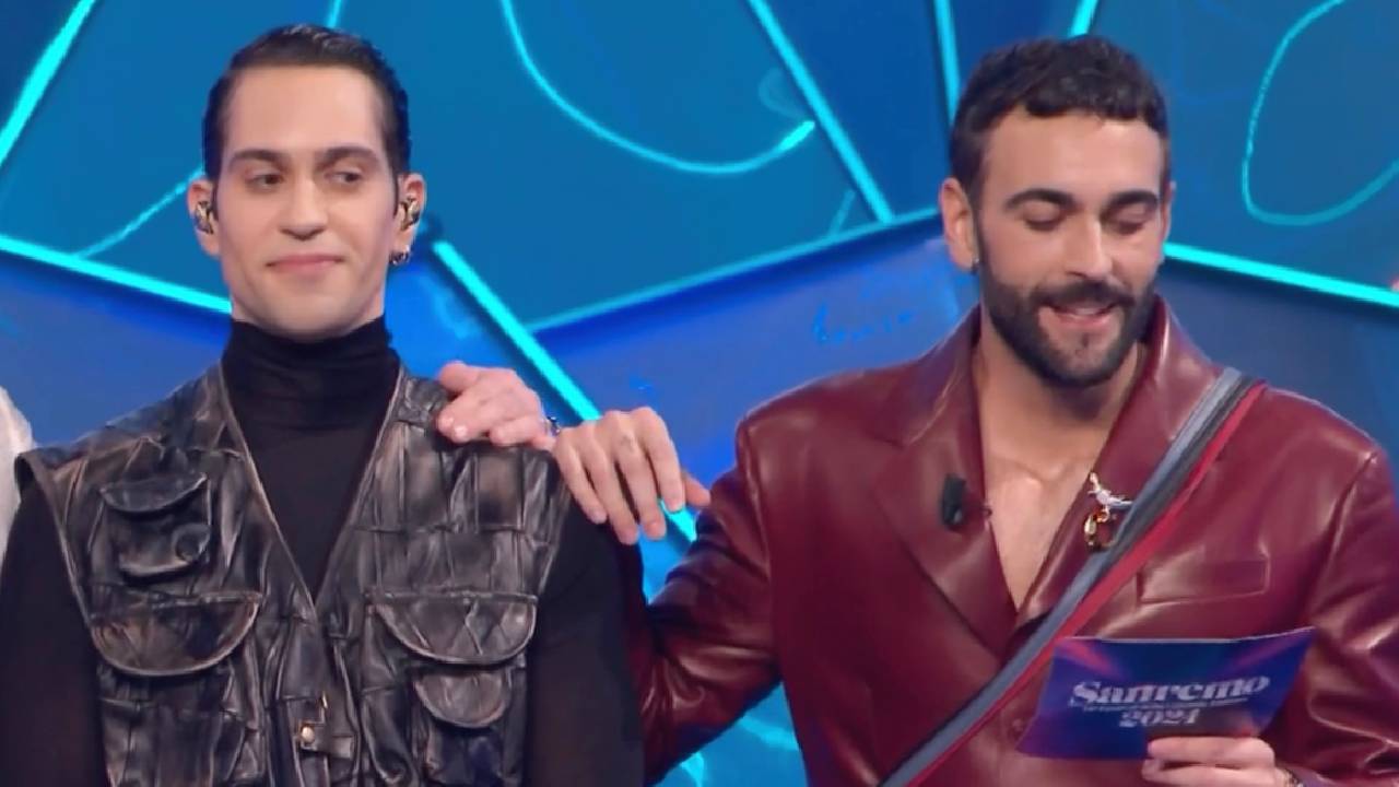 Outing di Mahmood e Marco Mengoni in diretta sulla Rai: 