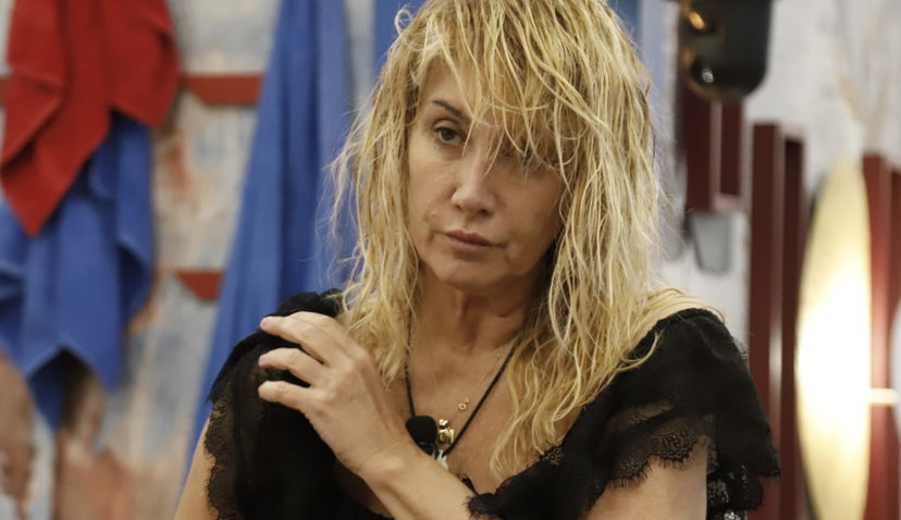 Simona Tagli sparla di Perla e Greta: “Lei una iena valchiria, l’altra ha fatto una figuraccia” preview