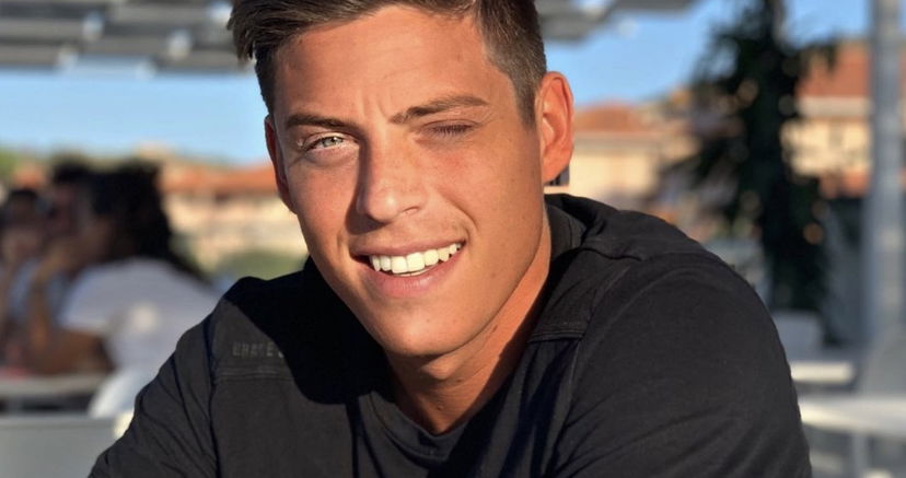 Alessio Falsone, nuovo concorrente del Grande Fratello: “A cena con un uomo? A me il salame non piace” preview