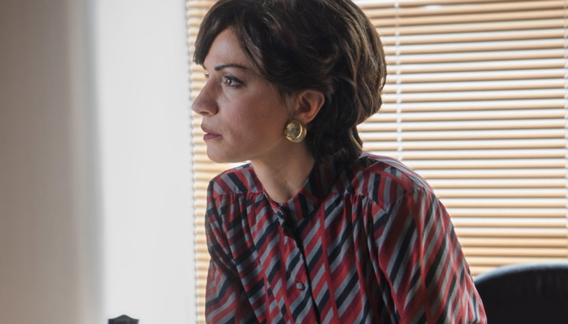 Andrea Delogu è Mara Maionchi nel film realizzato da Netflix preview