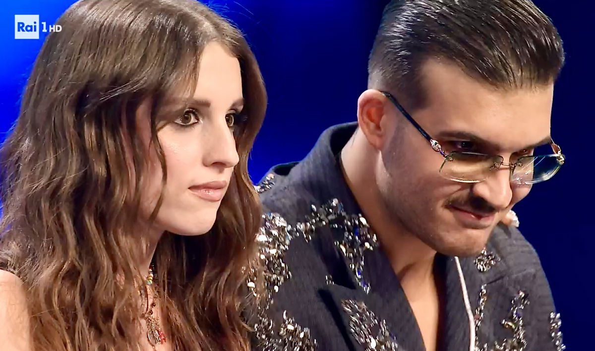 Geolier su Angelina Mango: “Ho vinto 60 mila euro grazie a lei” article-post
