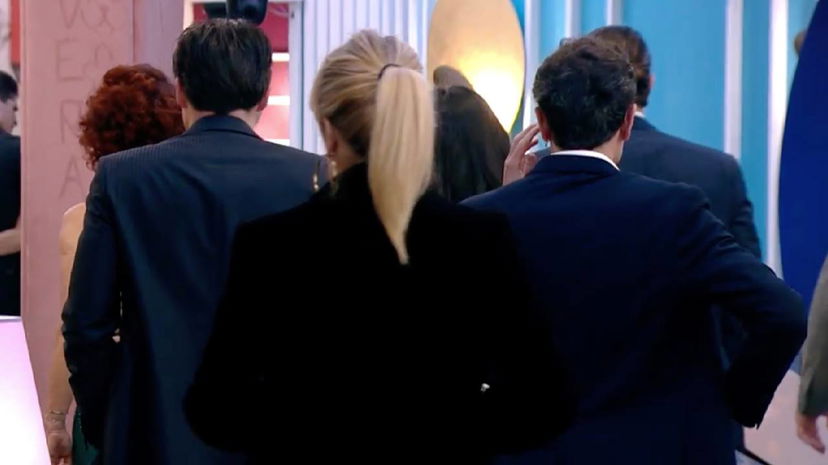 Gieffino ha una crisi in piena notte e minaccia di uscire: “Basta, io vado!” preview