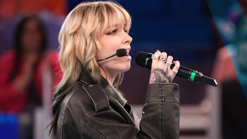 Mew ritorna ad Amici, la reazione di Maria e le parole su Matthew preview