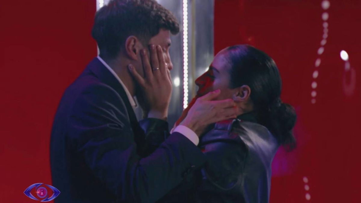 Mirko fa la proposta di matrimonio a Perla Vatiero? Il video article-post
