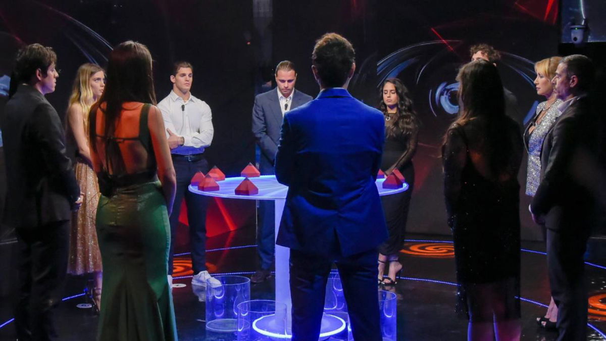 Previsioni assurde per la finale del Grande Fratello: “Ecco chi vincerà” article-post