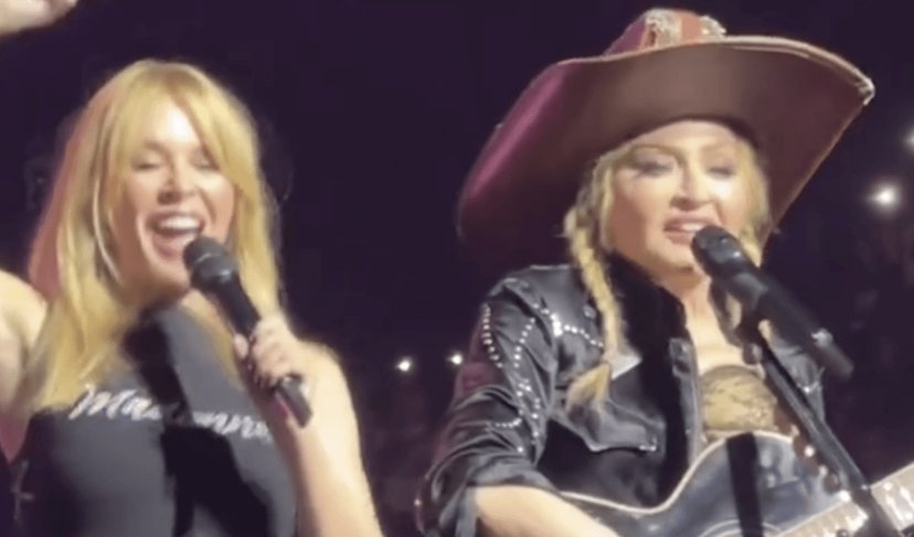 Madonna e Kylie Minogue insieme sul palco del Celebration Tour preview