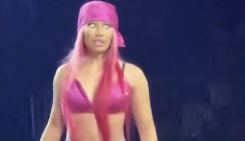 Una fan stona al concerto di Nicki Minaj e la sua reazione è epica preview