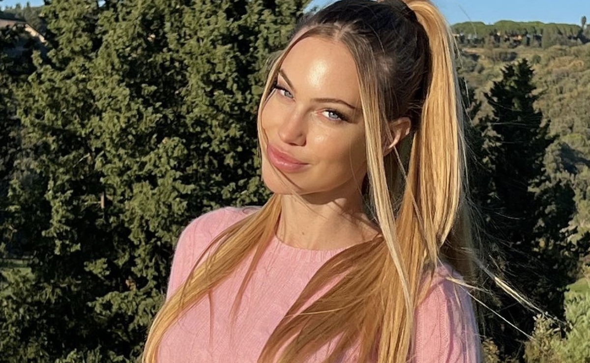 Taylor Mega: “Ho avuto un flirt con Flavio Briatore”, la reazione di lui article-post